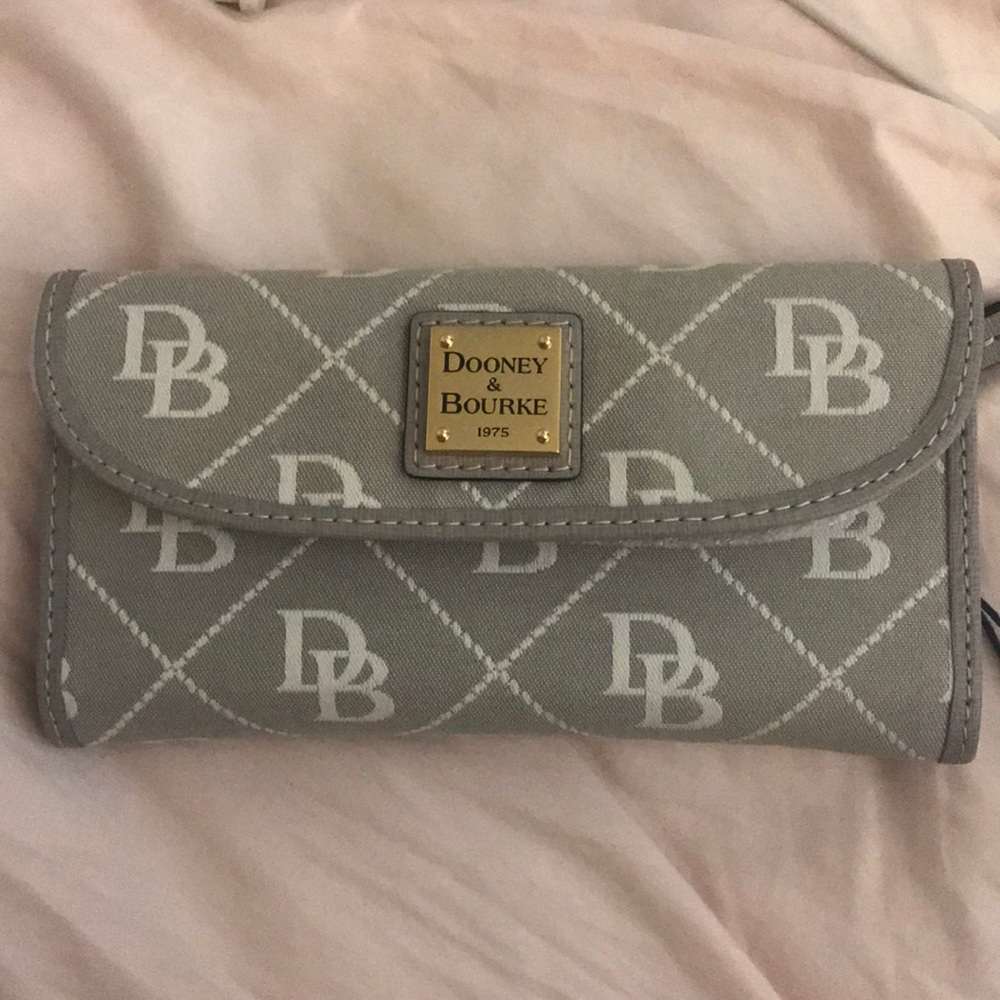 Brand New Dooney & Bourke Wallet